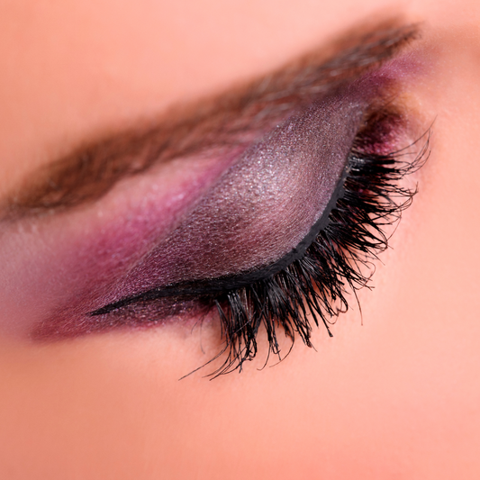 Delineador en gel para ojos color negro