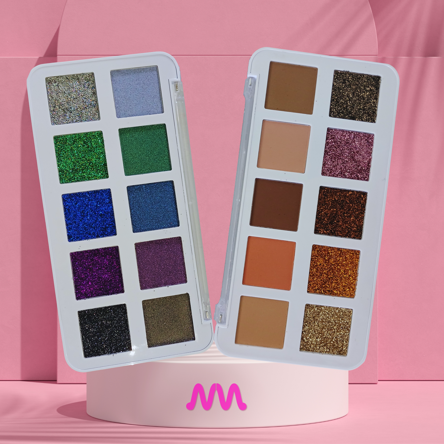 Paleta de Sombras Mates y Con Brillos de larga duración!