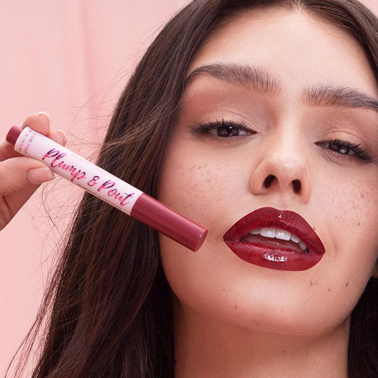 Brillo labial voluminizador e hidratante con Vitamina E,  Plumping gloss stick, Beauty Creations