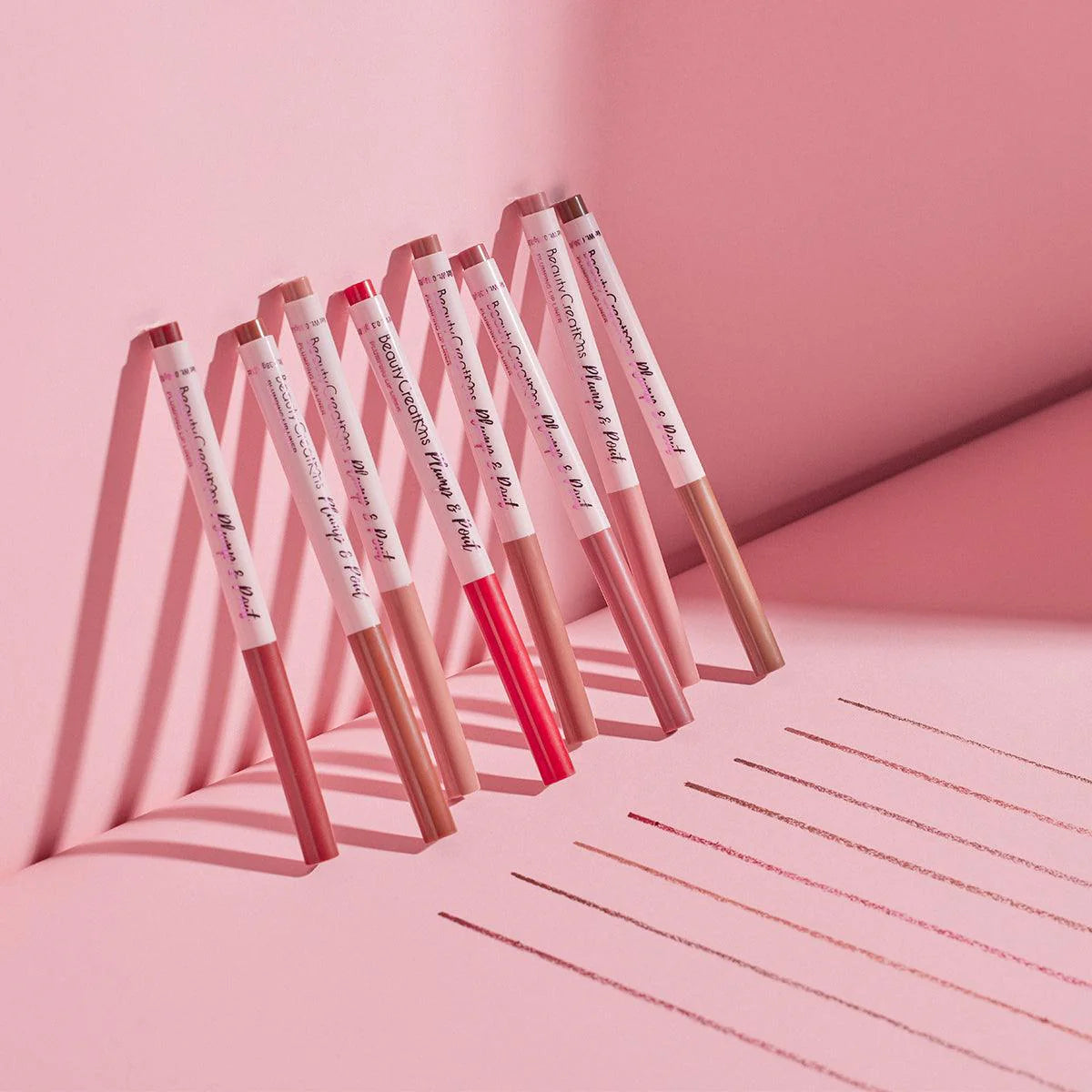 delineador de labios volumizador